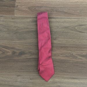 Brooks Brothers Red and Black Patterned Tie